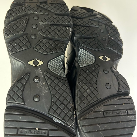 Apex men’s Lenex Walker Black Athletic Shoes Sporty Mesh Design